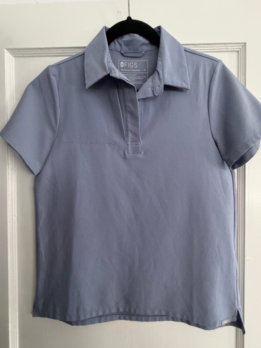 FIGS Vapor Blue Space Dye Nala - Shortsleeve Scrub Polo